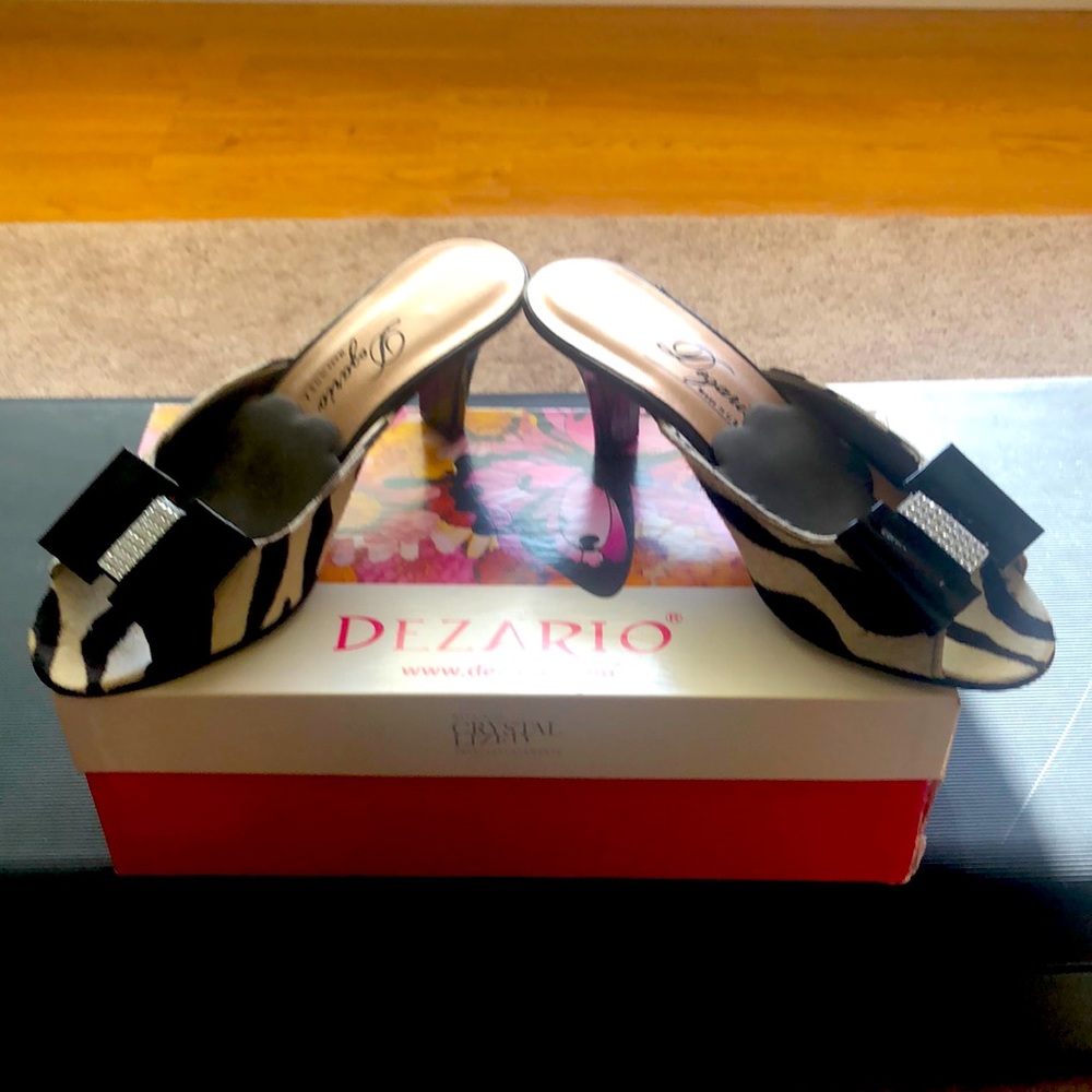 Dezario Sandals with Crystalized Elements